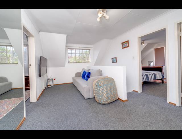 3 BEDROOM DUPLEX FOR SALE IN BROMHOF